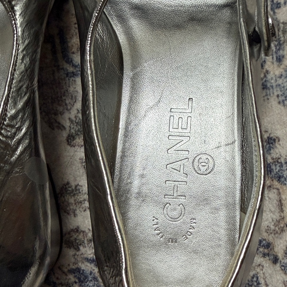Chanel Metallic Goatskin Mary Janes size 39 - Picture 3 of 15